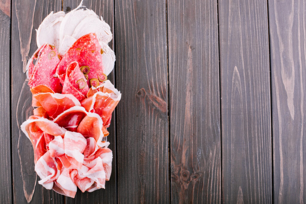 Perché il prosciutto crudo è un’ottima fonte di vitamine per il tuo benessere: lo sapevi?
